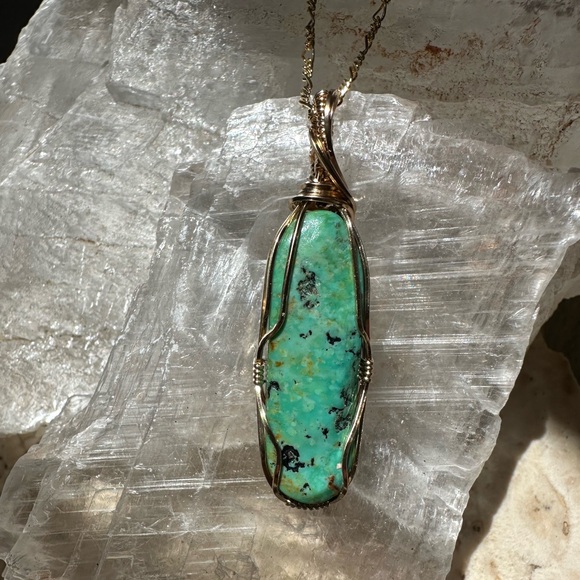 14k Gold Filled Turquoise Necklace Pendant - Picture 4 of 16